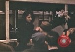 Immagine di Liberato il francese rimpatriati Parigi Francia, 1945, secondo 33 filmato di repertorio 65675060158