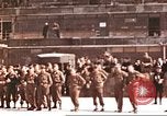 Immagine di Liberato il francese rimpatriati Parigi Francia, 1945, secondo 41 filmato di repertorio 65675060158