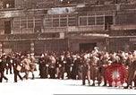 Immagine di Liberato il francese rimpatriati Parigi Francia, 1945, secondo 45 filmato di repertorio 65675060158