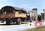 Immagine di Liberati i soldati francesi Parigi Francia, 1945, secondo 20 filmato di repertorio 65675060159