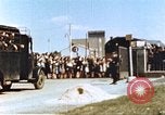 Immagine di Liberati i soldati francesi Parigi Francia, 1945, secondo 28 filmato di repertorio 65675060159