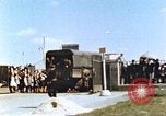 Immagine di Liberati i soldati francesi Parigi Francia, 1945, secondo 42 filmato di repertorio 65675060159