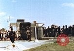 Immagine di Liberati i soldati francesi Parigi Francia, 1945, secondo 43 filmato di repertorio 65675060159