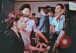 Immagine di Cittadini Japanese-American United States USA, 1942, secondo 48 filmato di repertorio 65675060162