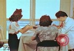 Immagine di Cittadini Japanese-American United States USA, 1942, secondo 29 filmato di repertorio 65675060163