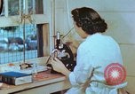 Immagine di Cittadini Japanese-American United States USA, 1942, secondo 44 filmato di repertorio 65675060163