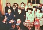 Standbild Bemühungen Arbeit zu finden und Wiederansiedlung Japanese-Americans in WW II California United States USA, 1943, aus Sekunde 40 historischem Filmmaterial Videoclip 65675060174