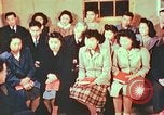 Standbild Bemühungen Arbeit zu finden und Wiederansiedlung Japanese-Americans in WW II California United States USA, 1943, aus Sekunde 45 historischem Filmmaterial Videoclip 65675060174