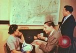 Standbild Bemühungen Arbeit zu finden und Wiederansiedlung Japanese-Americans in WW II California United States USA, 1943, aus Sekunde 62 historischem Filmmaterial Videoclip 65675060174