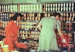 Standbild Japanese-American Bürger United States USA, 1943, aus Sekunde 12 historischem Filmmaterial Videoclip 65675060175