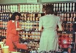 Standbild Japanese-American Bürger United States USA, 1943, aus Sekunde 15 historischem Filmmaterial Videoclip 65675060175