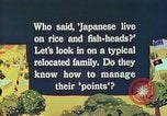 Standbild Japanese-American Bürger United States USA, 1943, aus Sekunde 34 historischem Filmmaterial Videoclip 65675060175