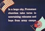 Immagine di Chiese sponsor delle attività sociali per Japanese-American soldati in W United States USA, 1943, secondo 9 filmato di repertorio 65675060177