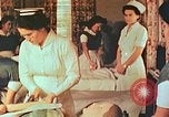 Immagine di Japanese-American infermieri Ganado Arizona USA, 1944, secondo 29 filmato di repertorio 65675060178