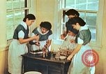 Immagine di Japanese-American infermieri Ganado Arizona USA, 1944, secondo 39 filmato di repertorio 65675060178