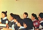 Immagine di Japanese-American infermieri Ganado Arizona USA, 1944, secondo 61 filmato di repertorio 65675060178