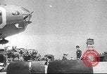 Standbild B-24 Liberator Bomber Pazifik, 1943, aus Sekunde 57 historischem Filmmaterial Videoclip 65675060184