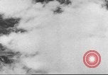 Standbild B-24 Liberator Bomber China, 1943, aus Sekunde 51 historischem Filmmaterial Videoclip 65675060192