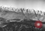 Standbild B-24 Liberator Bomber China, 1943, aus Sekunde 60 historischem Filmmaterial Videoclip 65675060192
