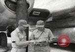 Standbild B-29 Superfrotress Ebenen Saipan Nördliche Marianen, 1945, aus Sekunde 24 historischem Filmmaterial Videoclip 65675060196