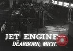 Standbild USA buzz Bomben Dearborn Michigan USA, 1945, aus Sekunde 33 historischem Filmmaterial Videoclip 65675060199