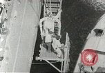 Standbild HMAS Melbourne R-21 South China Sea, 1969, aus Sekunde 23 historischem Filmmaterial Videoclip 65675060206
