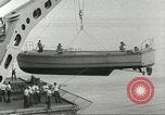 Standbild HMAS Melbourne R-21 South China Sea, 1969, aus Sekunde 49 historischem Filmmaterial Videoclip 65675060207