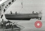 Standbild HMAS Melbourne R-21 South China Sea, 1969, aus Sekunde 50 historischem Filmmaterial Videoclip 65675060207