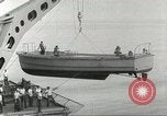 Standbild HMAS Melbourne R-21 South China Sea, 1969, aus Sekunde 53 historischem Filmmaterial Videoclip 65675060207