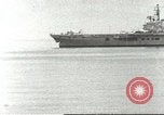 Standbild HMAS Melbourne R-21 South China Sea, 1969, aus Sekunde 10 historischem Filmmaterial Videoclip 65675060208