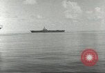 Standbild HMAS Melbourne R-21 South China Sea, 1969, aus Sekunde 25 historischem Filmmaterial Videoclip 65675060208