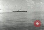 Standbild HMAS Melbourne R-21 South China Sea, 1969, aus Sekunde 29 historischem Filmmaterial Videoclip 65675060208