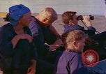 Standbild HMAS Melbourne R-21 South China Sea, 1969, aus Sekunde 15 historischem Filmmaterial Videoclip 65675060209