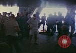 Standbild HMAS Melbourne R-21 South China Sea, 1969, aus Sekunde 34 historischem Filmmaterial Videoclip 65675060209