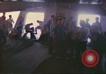 Standbild HMAS Melbourne R-21 South China Sea, 1969, aus Sekunde 50 historischem Filmmaterial Videoclip 65675060209