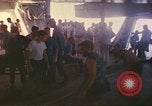 Standbild HMAS Melbourne R-21 South China Sea, 1969, aus Sekunde 56 historischem Filmmaterial Videoclip 65675060209