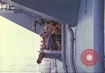 Standbild Royal Australian Navy HMAS Melbourne R-21 South China Sea, 1969, aus Sekunde 6 historischem Filmmaterial Videoclip 65675060210