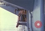 Standbild Royal Australian Navy HMAS Melbourne R-21 South China Sea, 1969, aus Sekunde 7 historischem Filmmaterial Videoclip 65675060210
