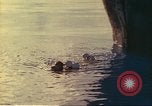 Standbild Royal Australian Navy HMAS Melbourne R-21 South China Sea, 1969, aus Sekunde 57 historischem Filmmaterial Videoclip 65675060210