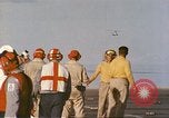 Standbild USS Frank E Evans DD-754) South China Sea, 1969, aus Sekunde 52 historischem Filmmaterial Videoclip 65675060212