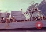 Image endommagé destroyer américain Frank E Evans (DD-754) Subic Bay Philippines, 1969, de la seconde 24 séquences d'archives historiques vidéo 65675060216