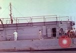 Image endommagé destroyer américain Frank E Evans (DD-754) Subic Bay Philippines, 1969, de la seconde 28 séquences d'archives historiques vidéo 65675060216