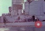 Image endommagé destroyer américain Frank E Evans (DD-754) Subic Bay Philippines, 1969, de la seconde 36 séquences d'archives historiques vidéo 65675060216