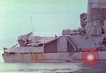 Image endommagé destroyer américain Frank E Evans (DD-754) Subic Bay Philippines, 1969, de la seconde 39 séquences d'archives historiques vidéo 65675060216