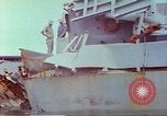 Image endommagé destroyer américain Frank E Evans (DD-754) Subic Bay Philippines, 1969, de la seconde 51 séquences d'archives historiques vidéo 65675060216