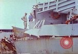 Image endommagé destroyer américain Frank E Evans (DD-754) Subic Bay Philippines, 1969, de la seconde 54 séquences d'archives historiques vidéo 65675060216