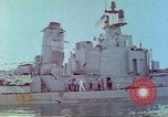 Image endommagé destroyer américain Frank E Evans (DD-754) Subic Bay Philippines, 1969, de la seconde 61 séquences d'archives historiques vidéo 65675060216