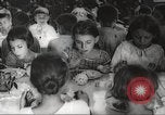 Immagine di I bambini hanno pasti Puerto Rico, 1931, secondo 34 filmato di repertorio 65675060226