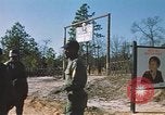 Standbild USA Soldaten Fort Bragg North Carolina USA, 1969, aus Sekunde 15 historischem Filmmaterial Videoclip 65675060239