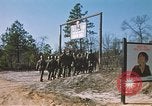 Standbild USA Soldaten Fort Bragg North Carolina USA, 1969, aus Sekunde 25 historischem Filmmaterial Videoclip 65675060239